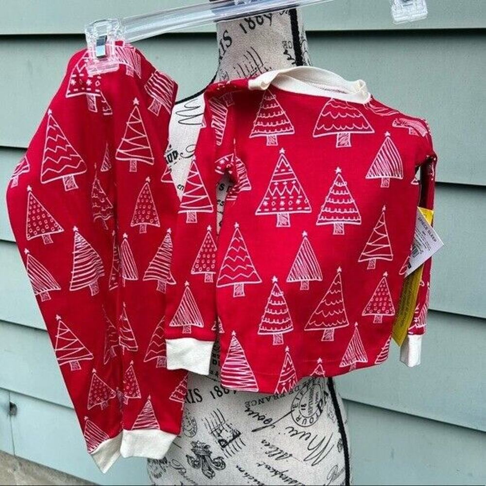 NWT 2 piece set 18 month old red and white Christmas PJs